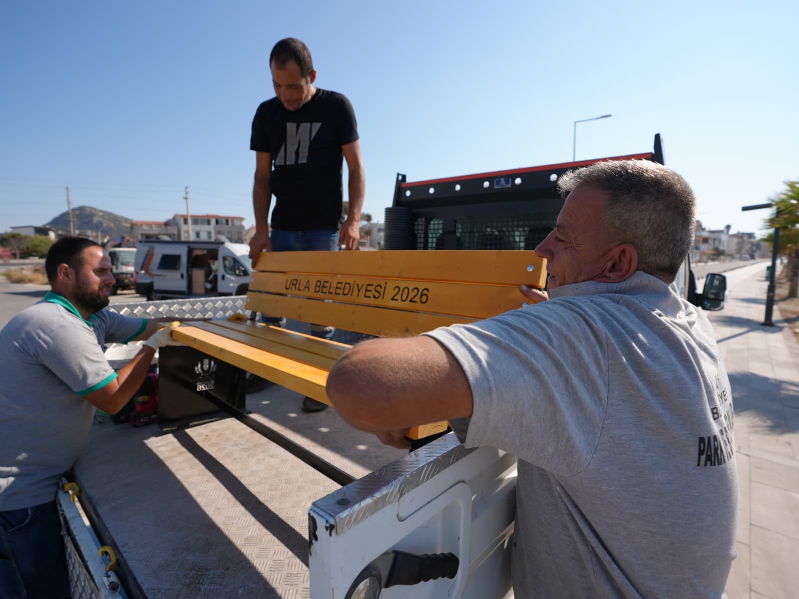 Urla Belediyesi kendi bankını kendi üretiyor
