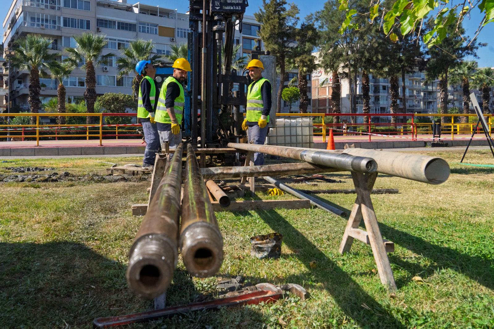 İzmir’de deprem hazırlığında yeni adım: Çalışmalar Konak ve Bayraklı’ya uzandı