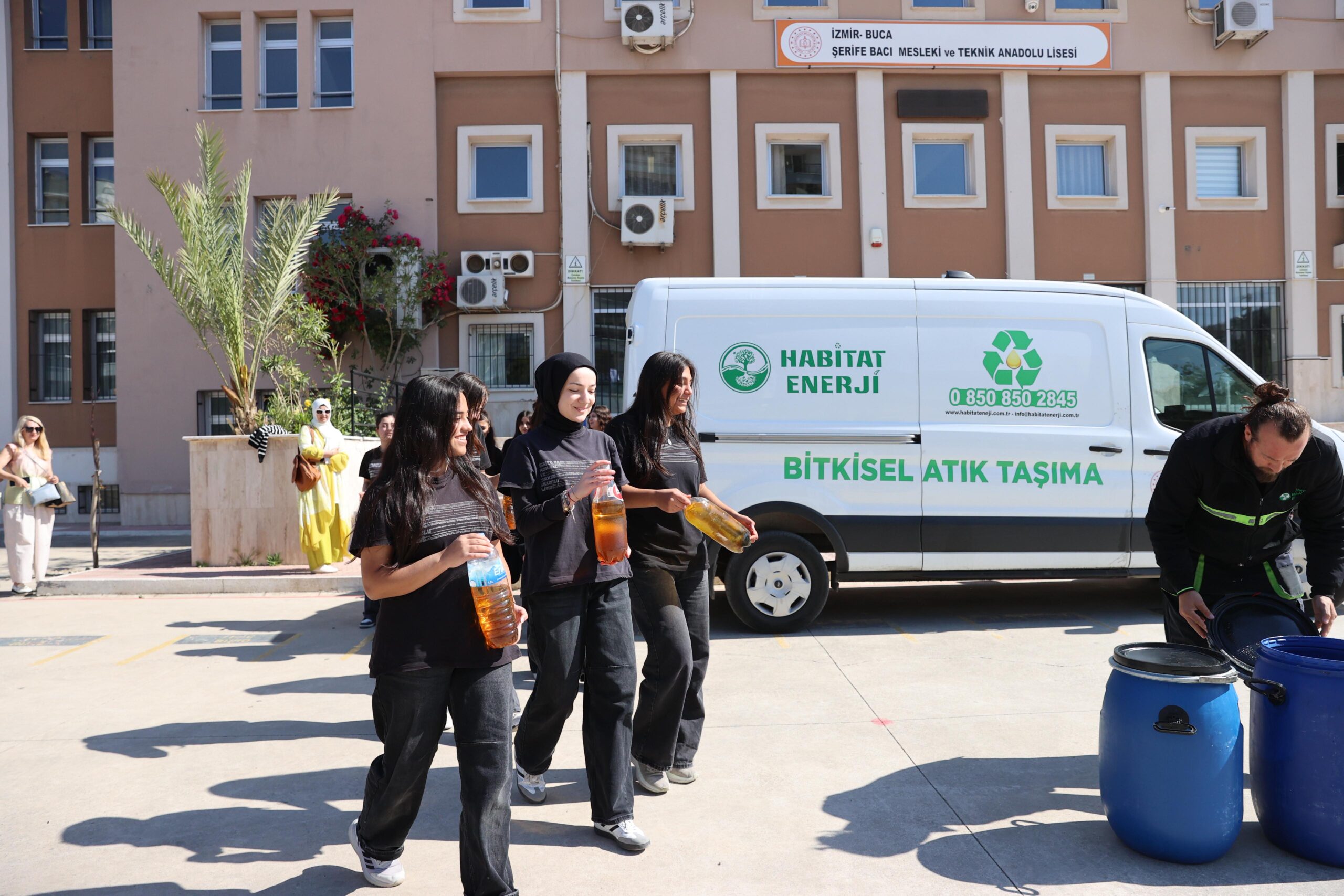 Buca’da 120 bin litre atık yağ geri dönüşüme kazandırıldı