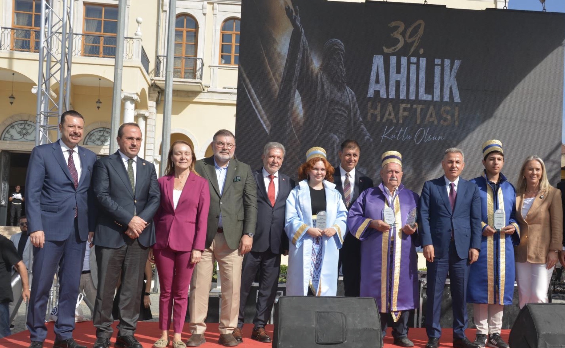 İzmir’de Ahilik Haftası Festival Havasında Kutlandı