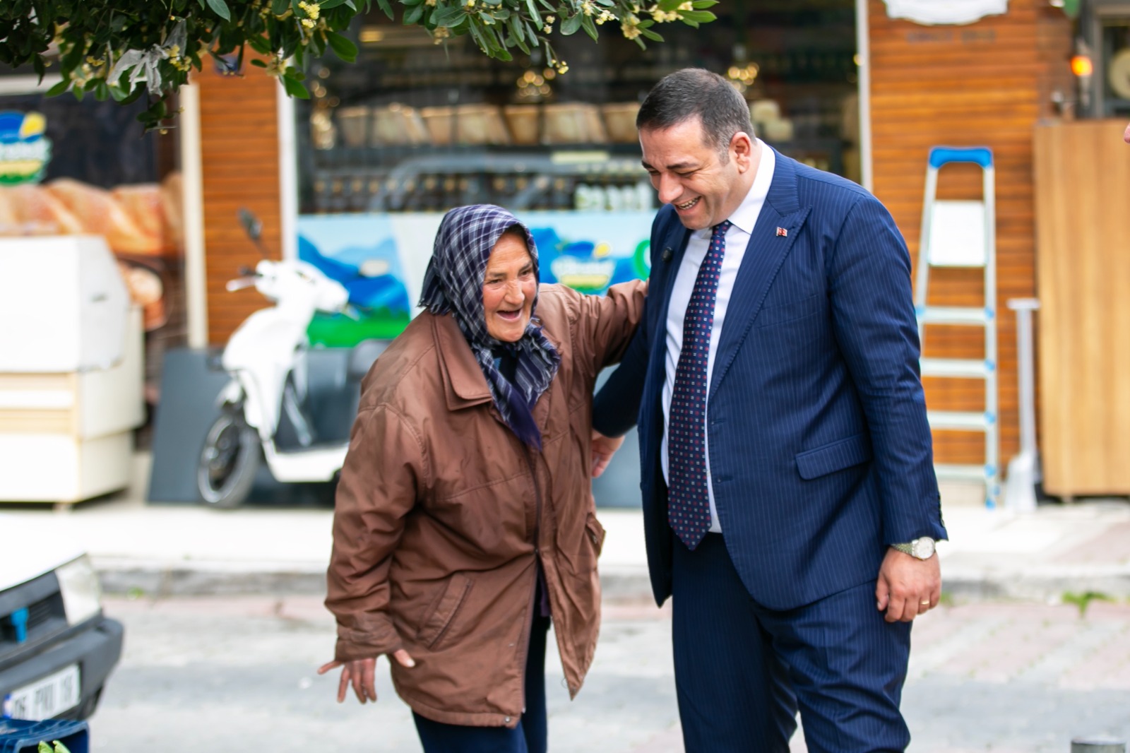 Narlıdere 3. Yaş Üniversitesi’nde ders heyecanı başlıyor