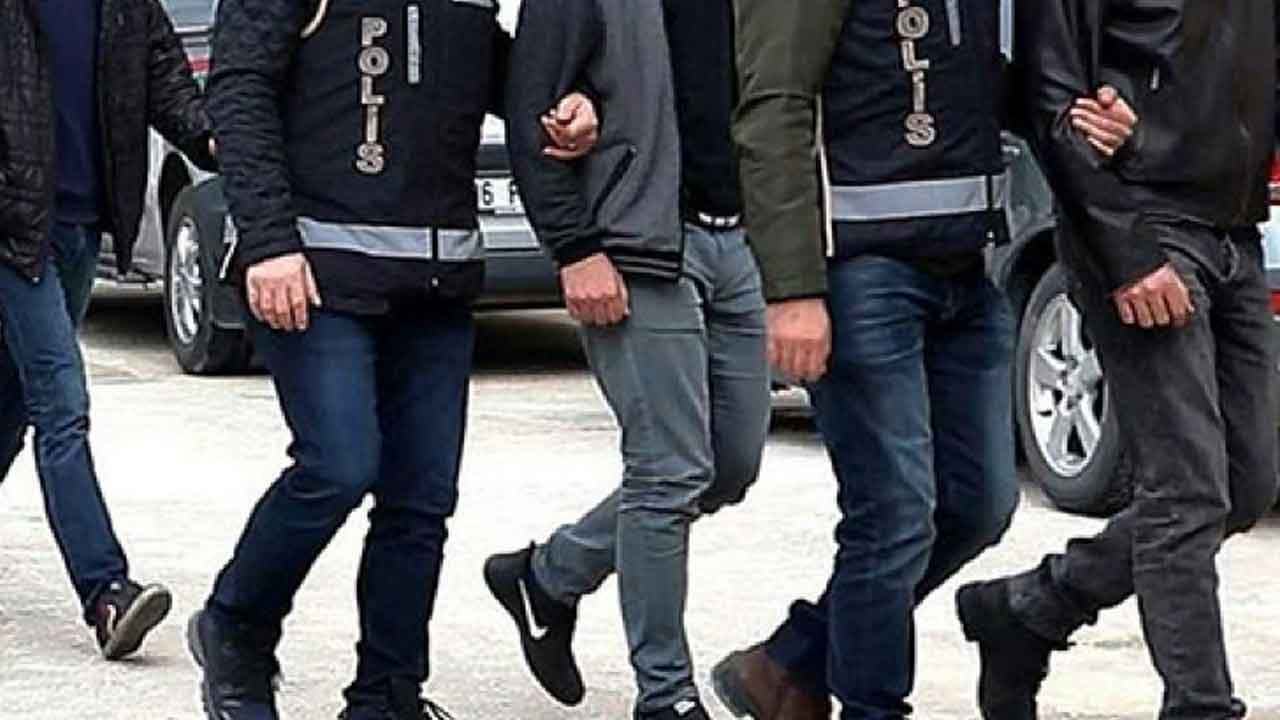 İzmir’de “Sokaklar Güvende” operasyonu: 45 şüpheli gözaltına alındı