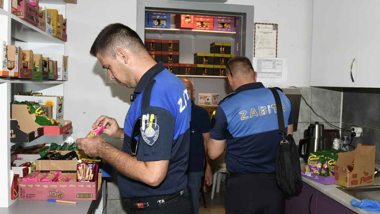 Çiğli’de öğrencilerin sağlığı için okul kantinlerinde denetim