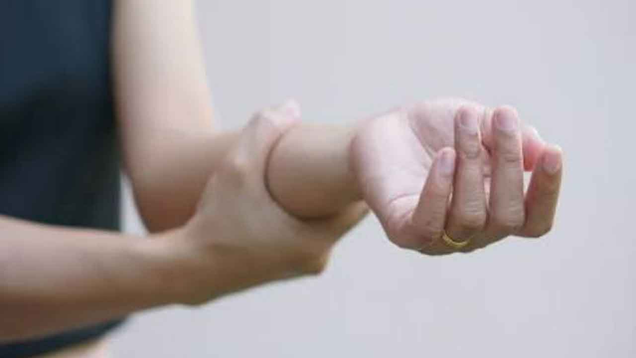 Gece uykudan uyandıran el uyuşmasına dikkat