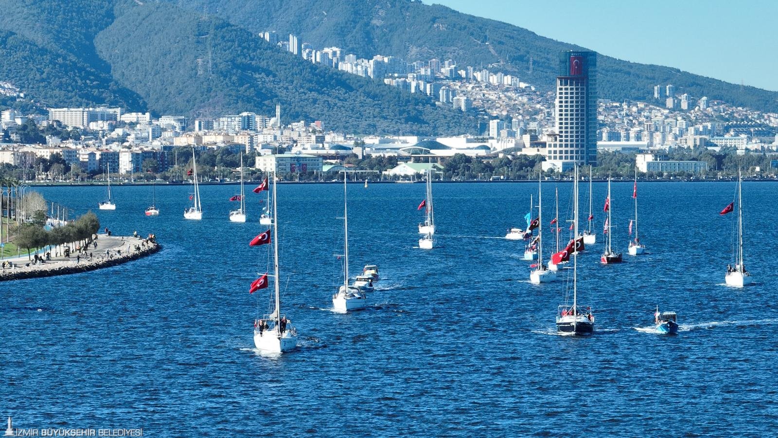 İzmir’de Cumhuriyet coşkusu dört bir yanı saracak