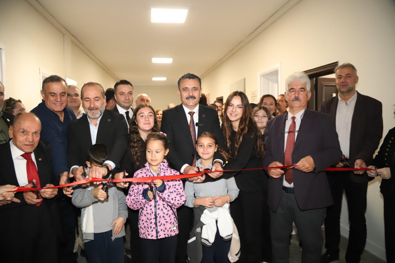Dikili ve Çandarlı’da eğitim ve kültür merkezleri açıldı