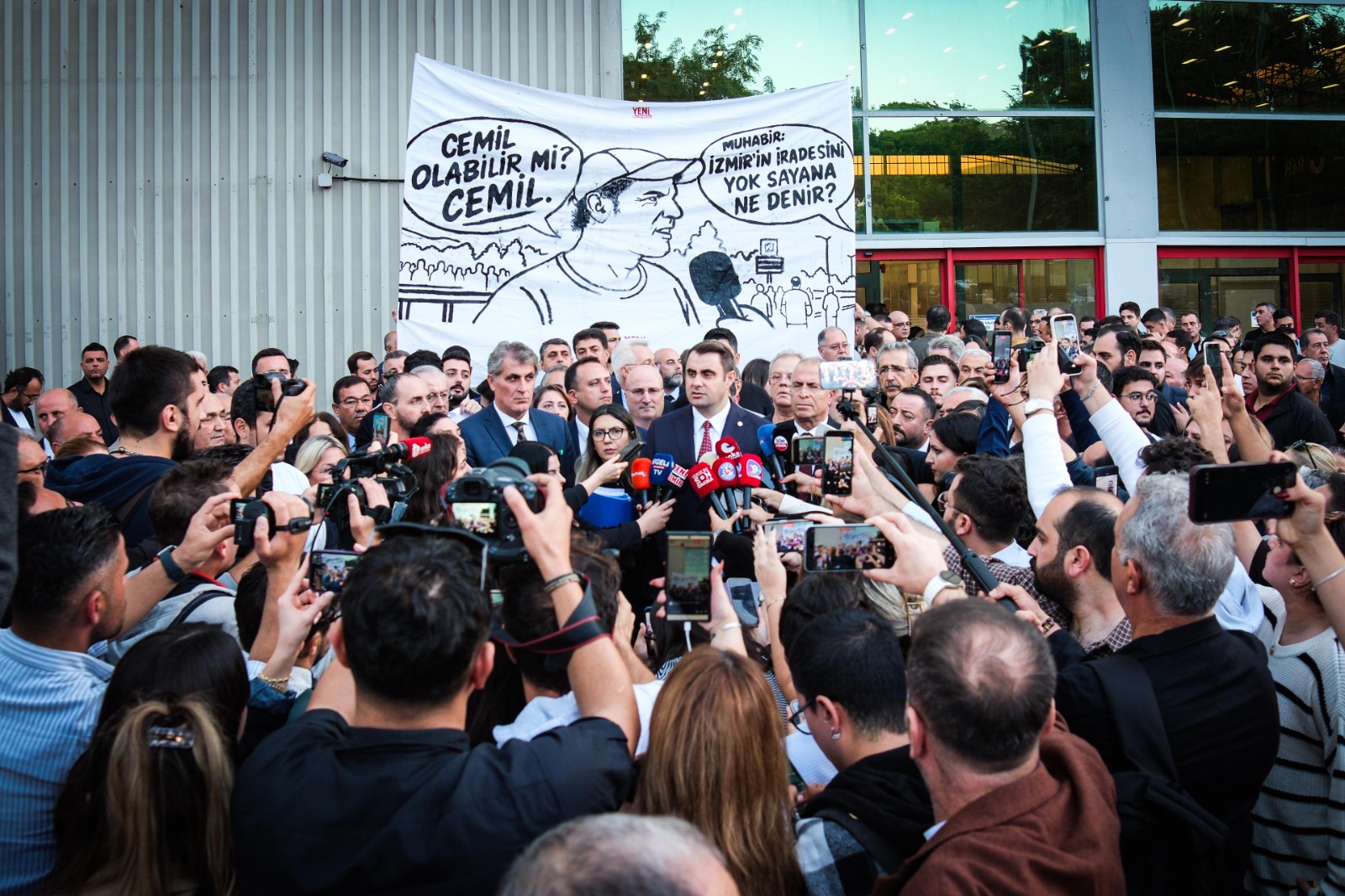 Güç’ten Cemil Tugay’a istifa çağrısı: İzmirli bunu unutmayacak