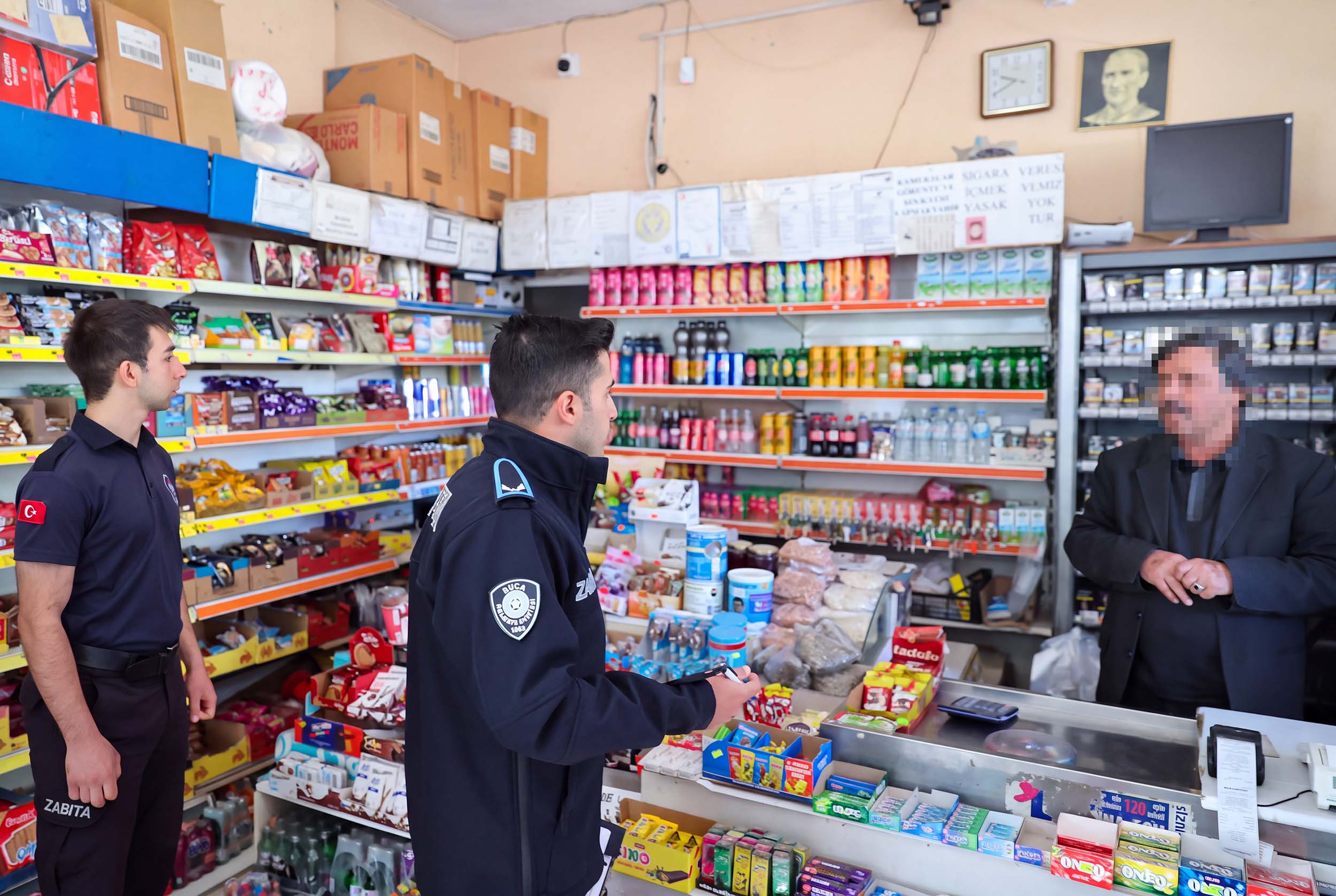 Buca’da okul çevrelerinde sıkı denetim: Çocukların güvenliği için kontroller artırıldı