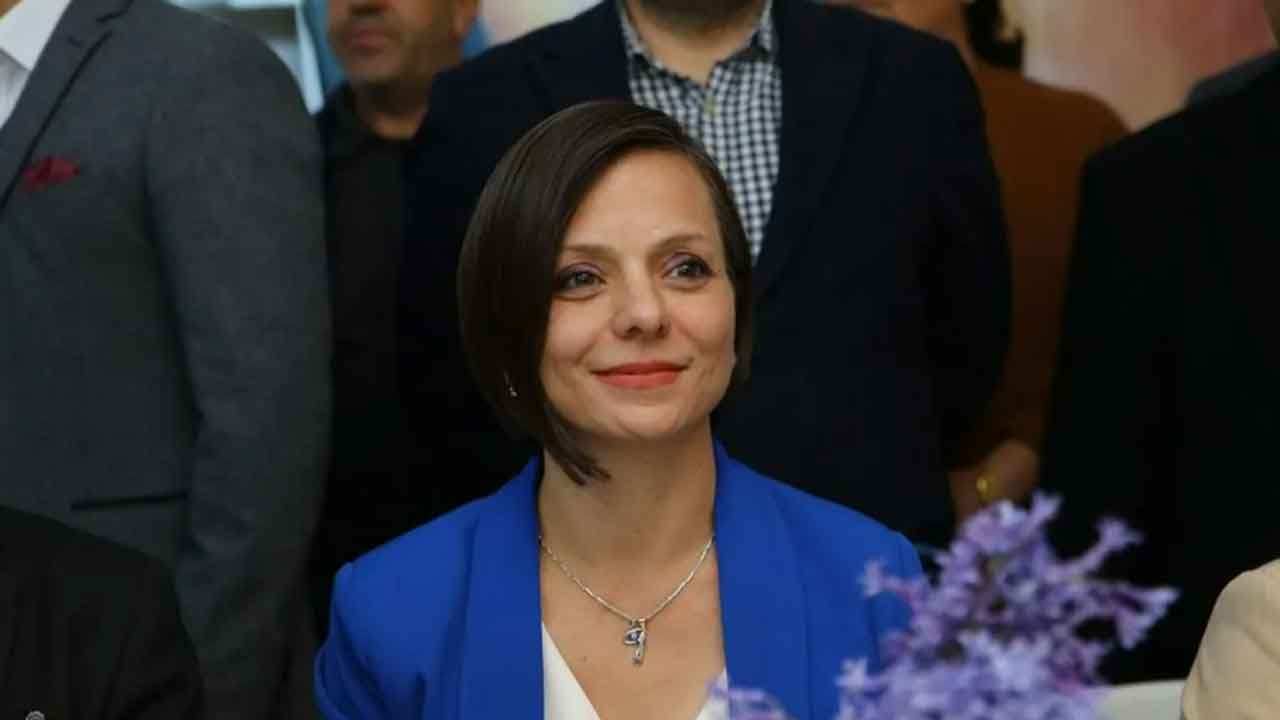 Karabağlar AK Parti’ye mi geçiyor? Başkan Kınay açıkladı
