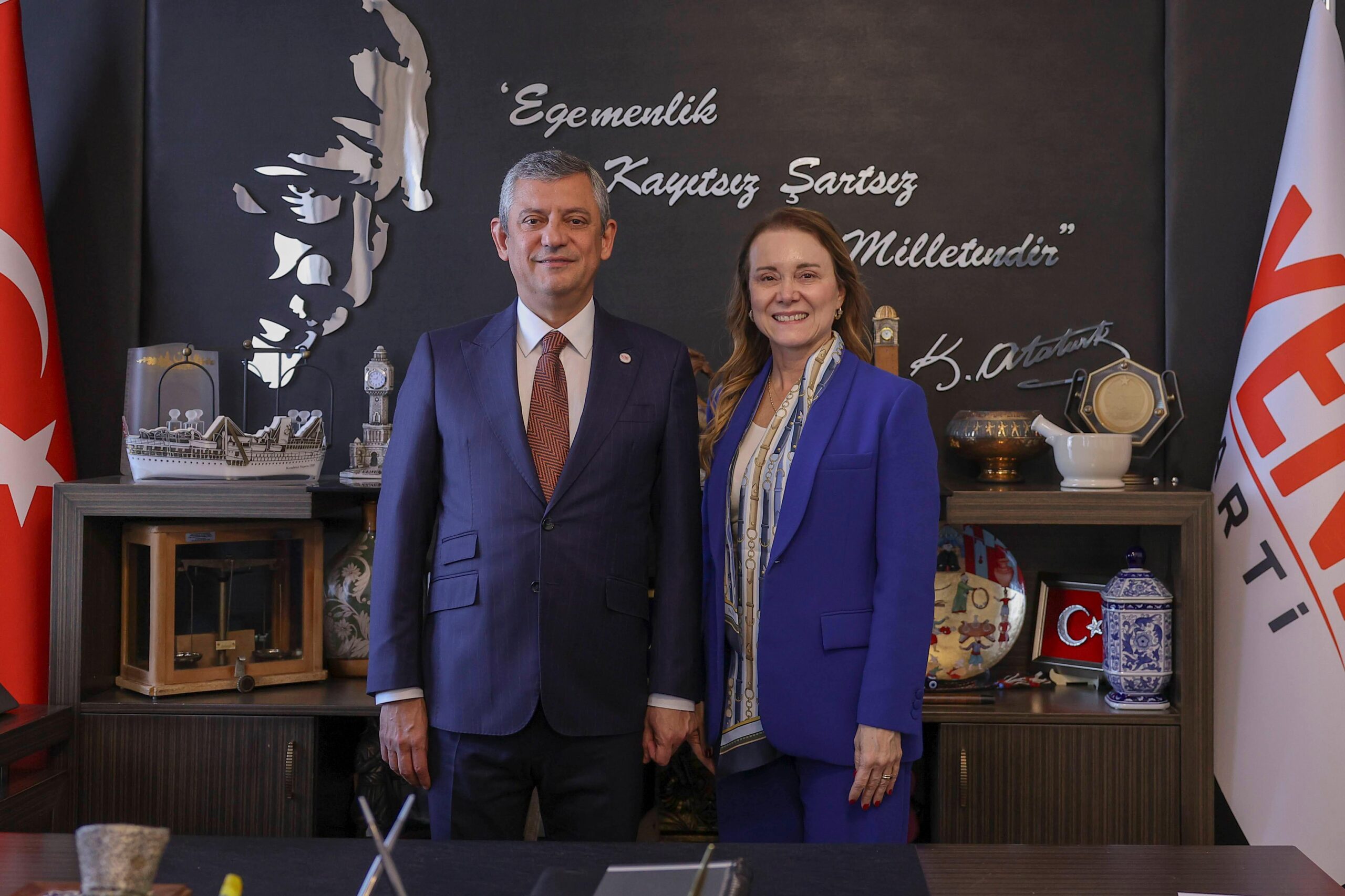 Başkan Mutlu’dan Yeni Parti Lideri Özel’e ziyaret 